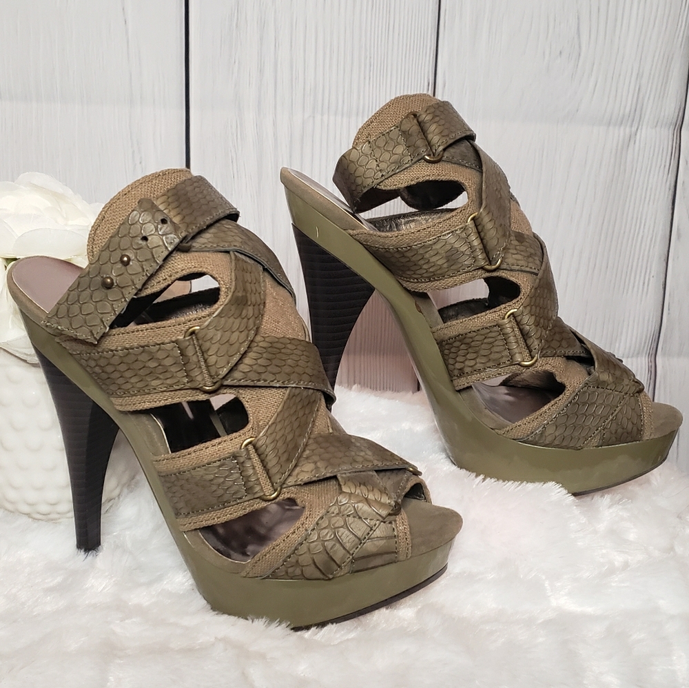💚Baby Phat💚 Army Green Caged Strappy Sandal